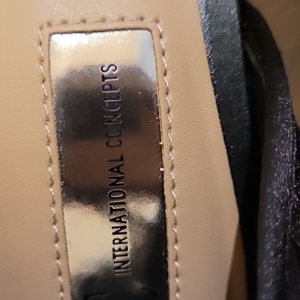 International Concept Black Lace stilettos - Picture 6 of 8